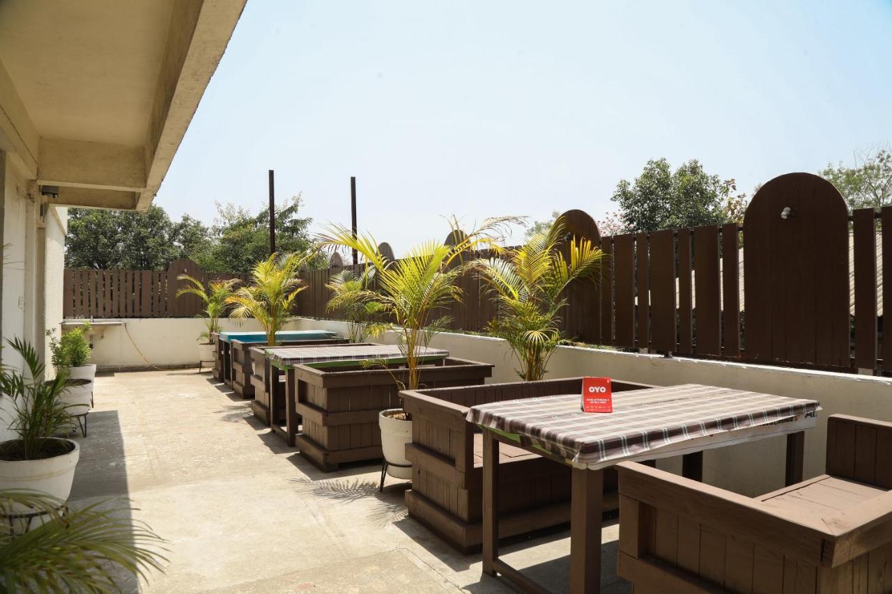 Oyo 10943 Hotel Plus Corporate Khapa  Екстериор снимка